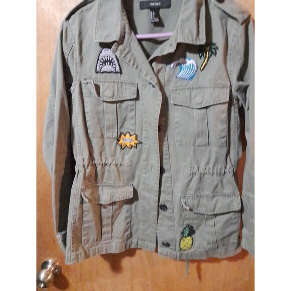 Forever 21 Utility Drawstring Army Green Jacket With Patches Size Small Pockets - Picture 12 of 16